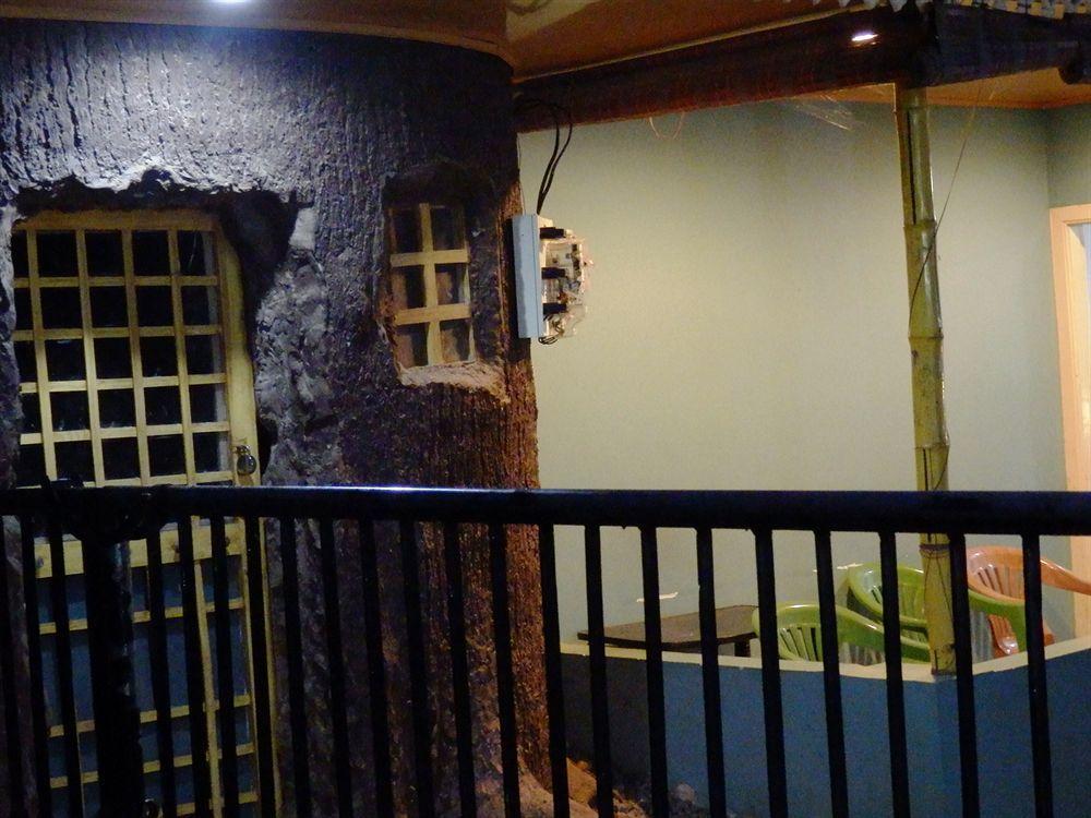 Green Garden Cottage Thekkady Buitenkant foto
