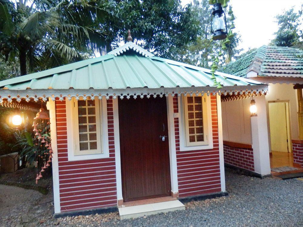 Green Garden Cottage Thekkady Buitenkant foto