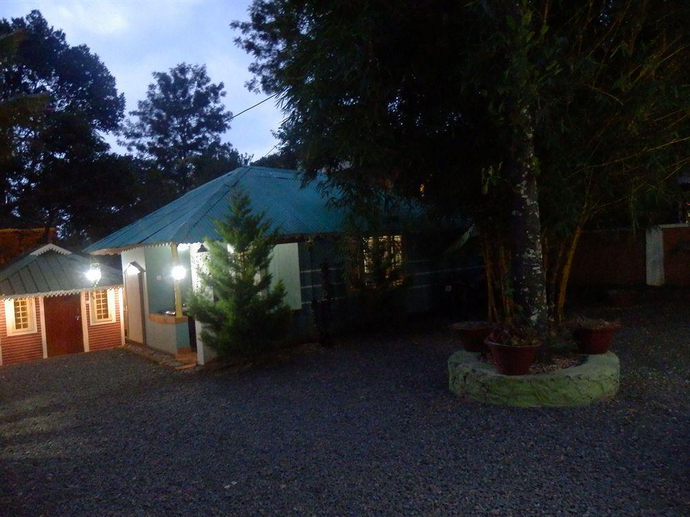 Green Garden Cottage Thekkady Buitenkant foto