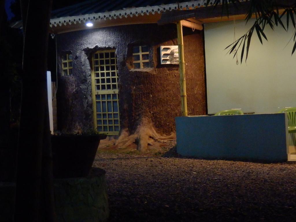 Green Garden Cottage Thekkady Buitenkant foto